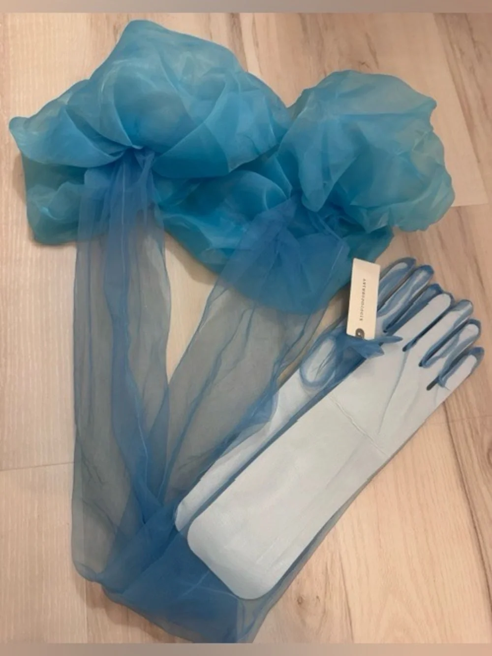Anthropologie blue organza mesh gloves o/s - bride something blue